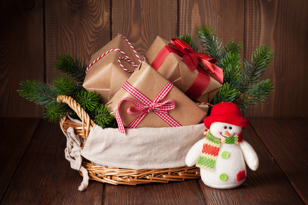 Christmas Gift Basket Ideas for Sister